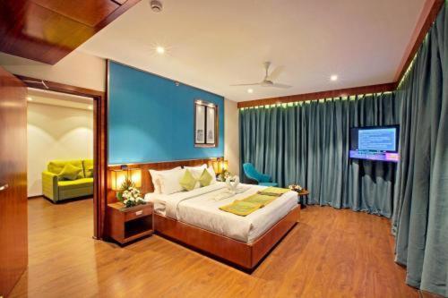 Hotel Ceasar Palace Thodupuzha Exterior photo